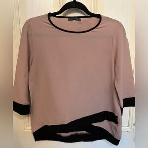Suzy Sheir Blush & Black Scoop Neck Blouse Small